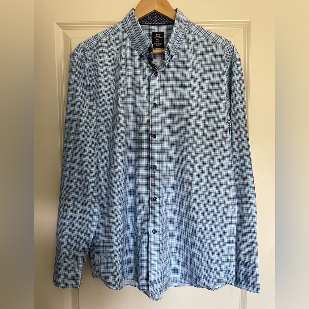 Michael Strahan Slim Fit Dress Shirt